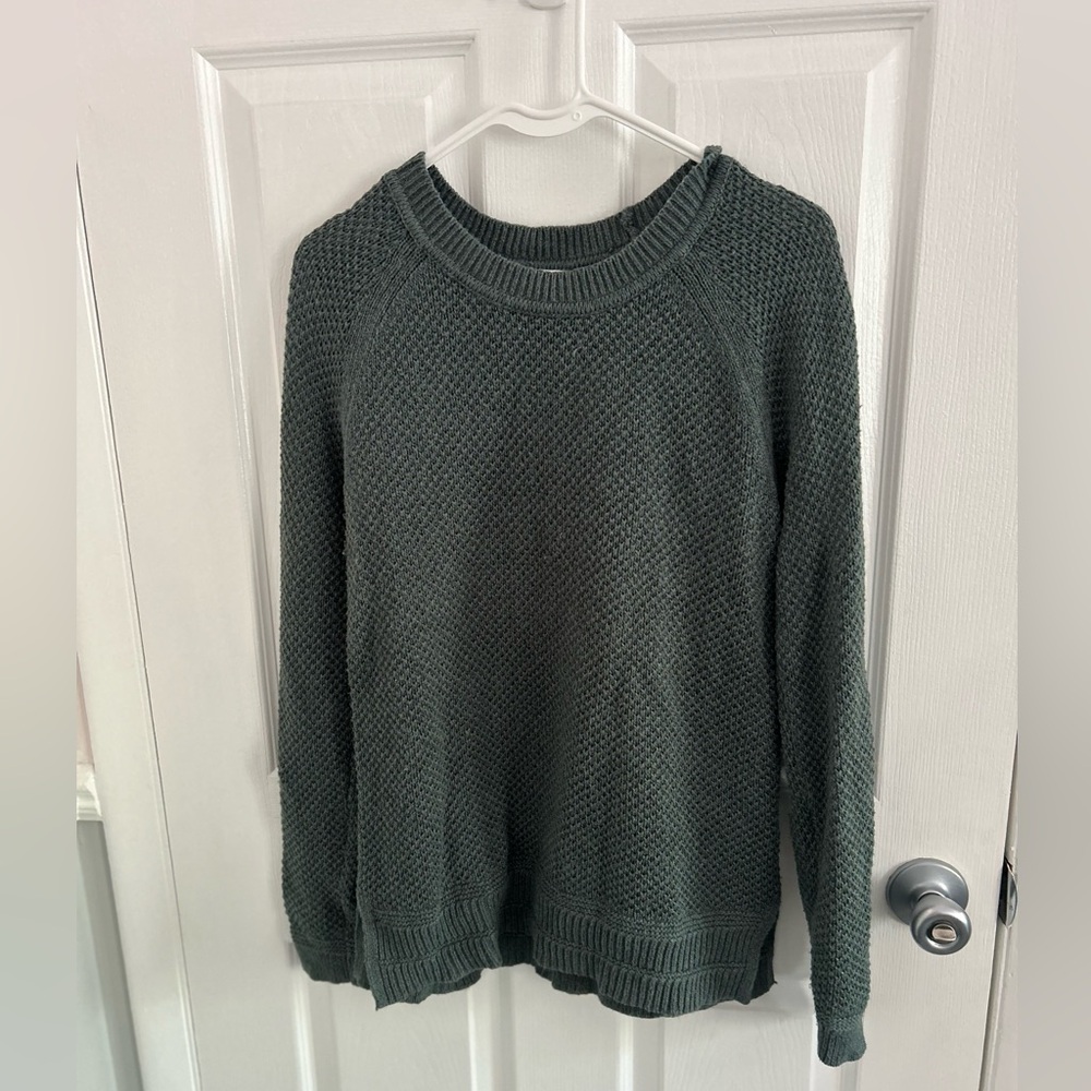 Old Navy Sweater